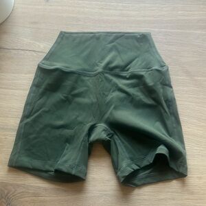 Like new SET Active Sportbody Shorts, Small